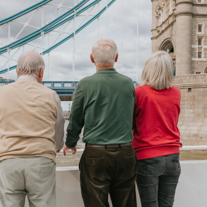 Loveday Members Cruise Down the Thames